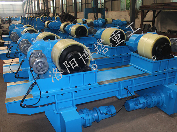 可調(diào)電動(dòng)行走滾輪架